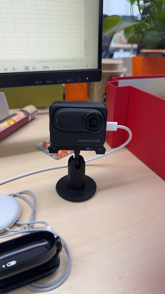 现在已经吃灰的insta360 go